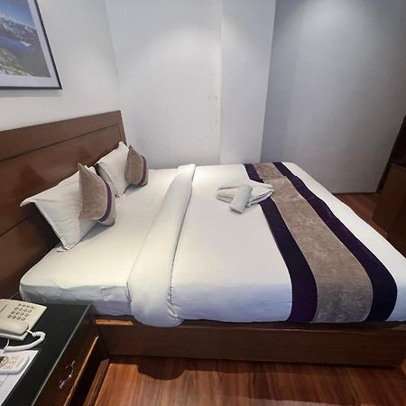 Hotel New Era Kathmandu Bagian luar foto