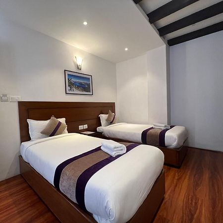 Hotel New Era Kathmandu Bagian luar foto