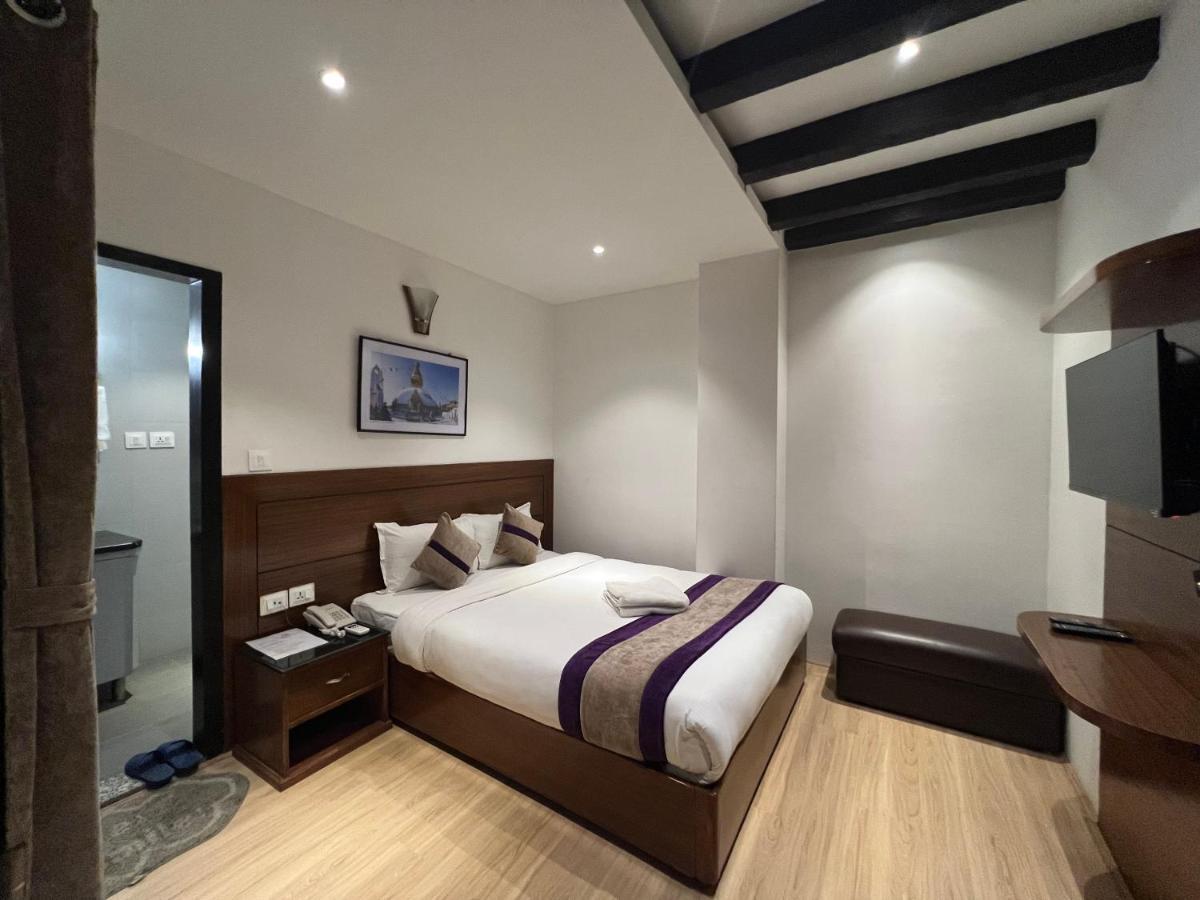 Hotel New Era Kathmandu Bagian luar foto