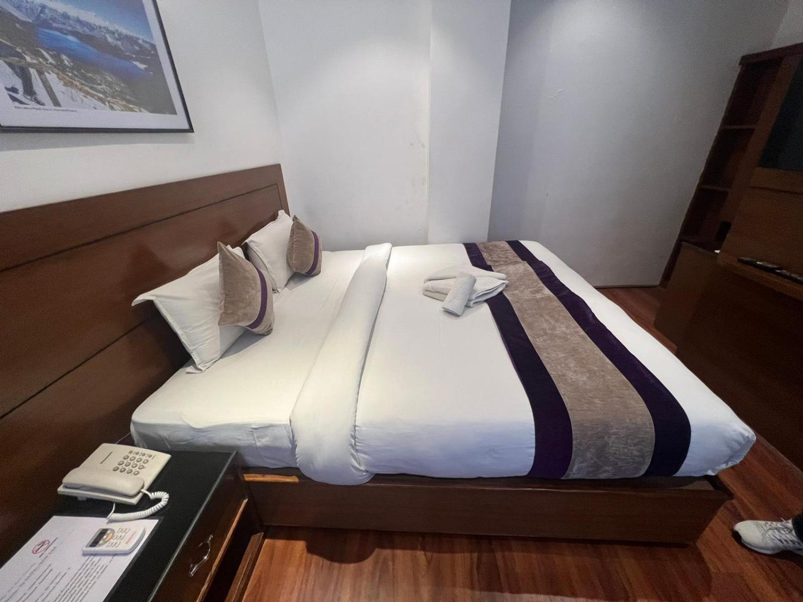 Hotel New Era Kathmandu Bagian luar foto